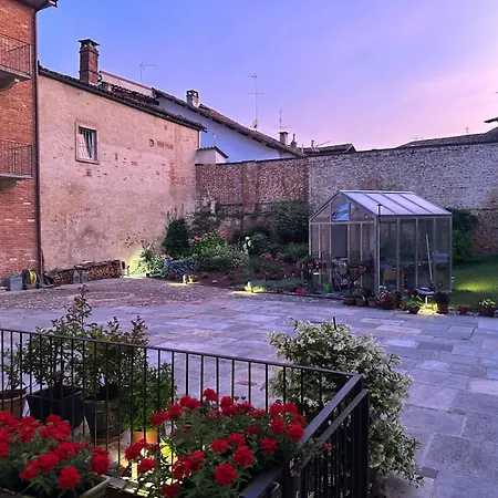 Recinto Nobili 3 - Private Parking Su Richiesta * 아스티